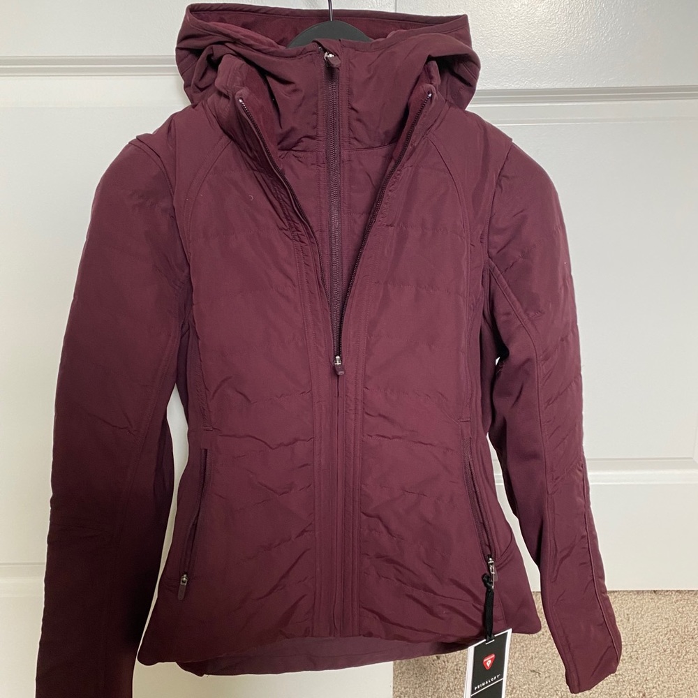 Lululemon Another Mile Jacket - NWT Size 6 Cassis